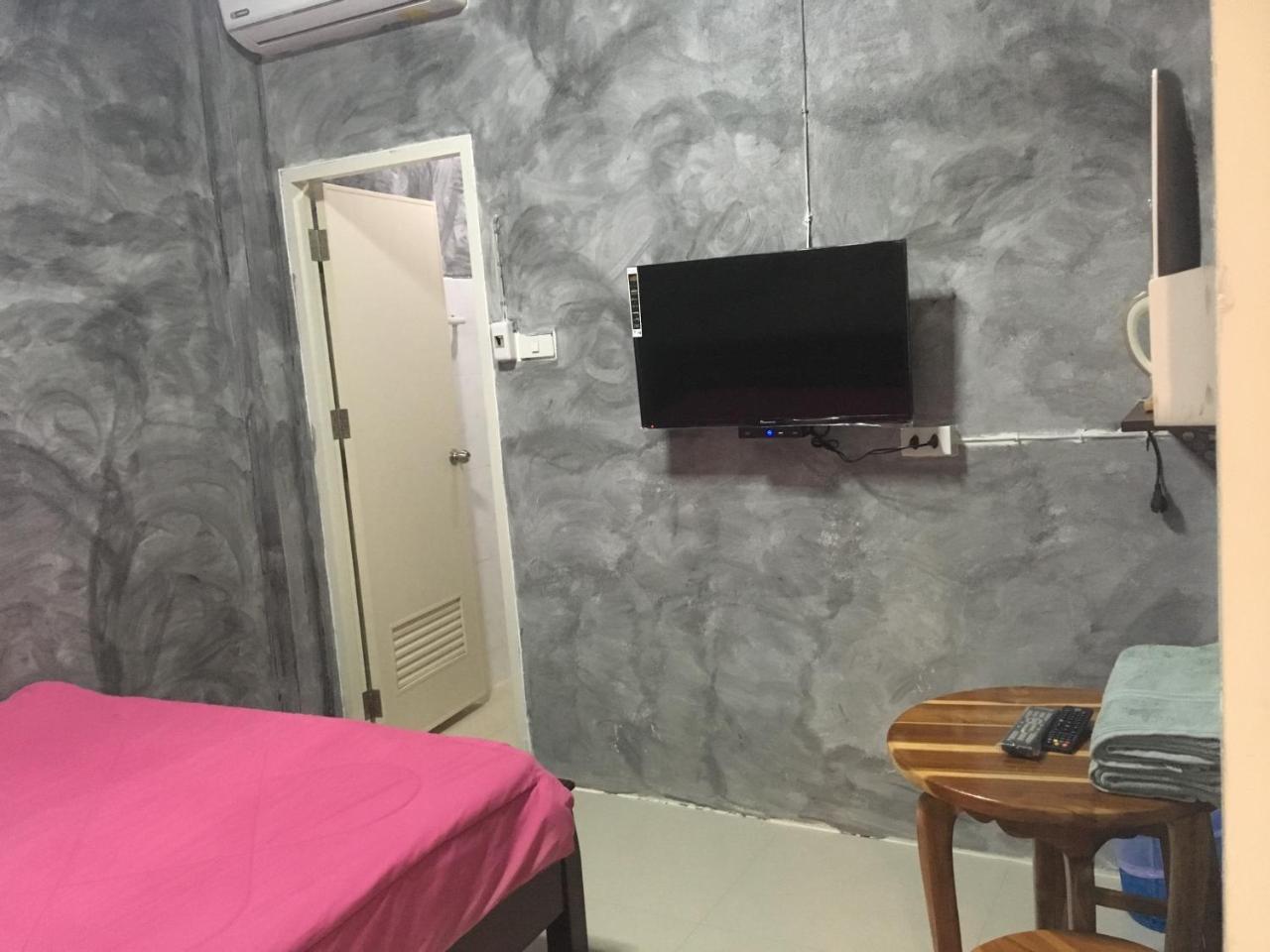 You In House Urt Surathani Airport Surat Thani Exterior foto