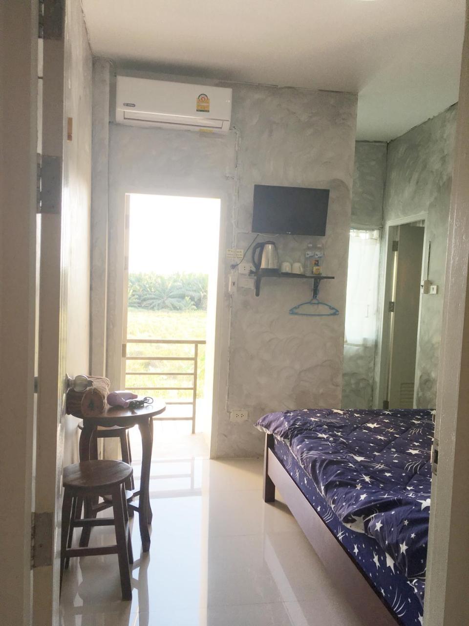 You In House Urt Surathani Airport Surat Thani Exterior foto